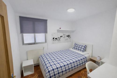 Habitación Privada en piso compartido Madrid, céntrico Metro a 3 min