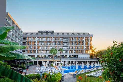 The Raga Side Ultra All Inclusive