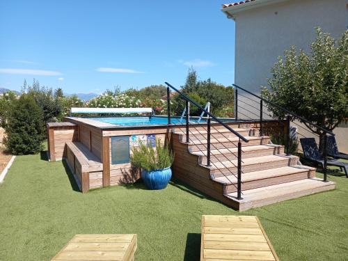 Piscina a L'Alivu o a prop