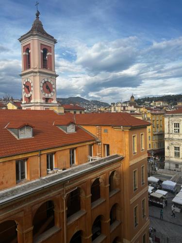Joli studio rénové vieux Nice
