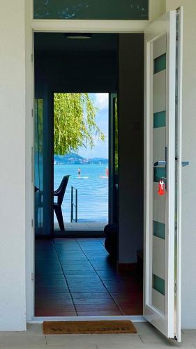 BALATON A KERTBEN - BALATON IN THE GARDEN - Beachfront villas with beautiful view, private beach