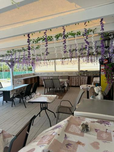 RESIDENTS IONIAN (BED AND BREAKFAST)