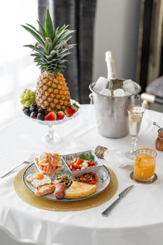 Palacio Suites Marbella photo 64