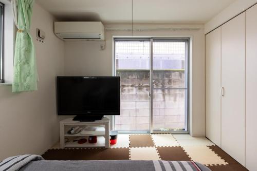 Haneda Hub 7km to HND- 6min Walk to Omori Stn