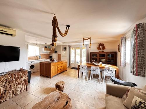 La Villa Maquis