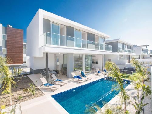 Holiday Home 3-Schlafzimmer-Villa mit privatem Pool im Zentrum by Interhome