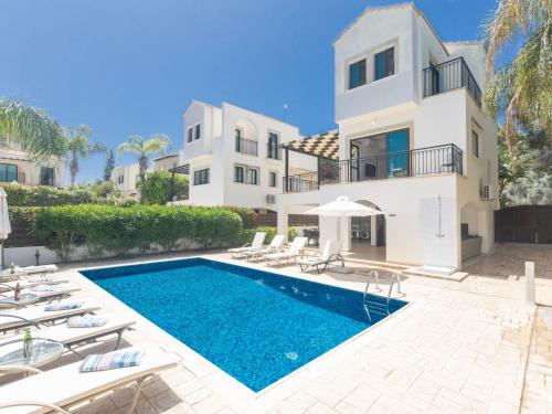 Holiday Home Ferienvilla für 10 Personen in Protaras by Interhome