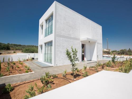 Holiday Home Wunderschöne- geräumige Ferienvilla mit BBQ by Interhome