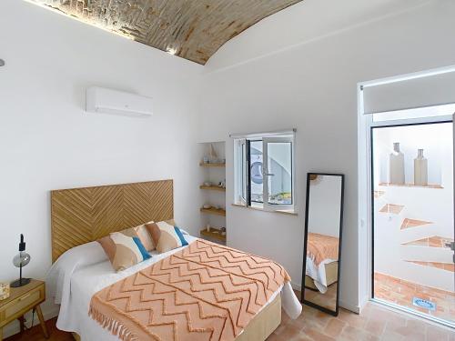 Casa Beira-Mar, accommodation in Olhao with Rooftop