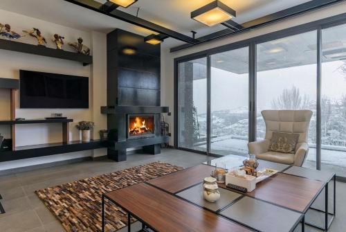 Lovely 1 BR Home in Faqra