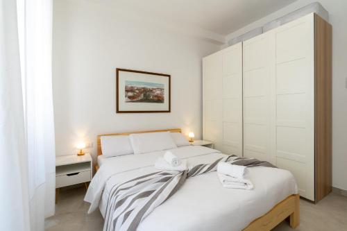 Central Luxury Apartment - Colosseo 10 min