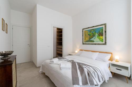 Central Luxury Apartment - Colosseo 10 min