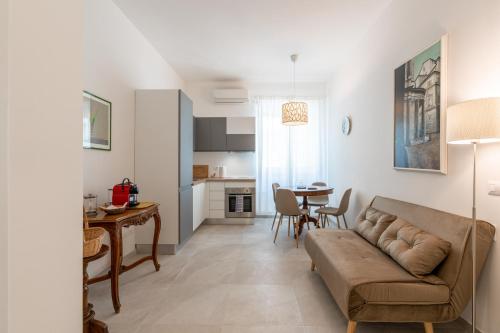 Central Luxury Apartment - Colosseo 10 min