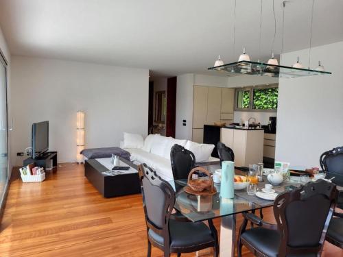 Apartment Casa Croevi by Interhome
