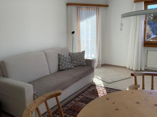 Apartment Chesa Auicula by Interhome