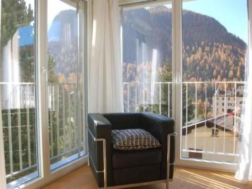 Apartment Chesa Melchior by Interhome
