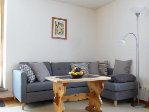 Apartment Chesa Thom - ÖV inklusive by Interhome