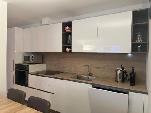 Apartment Chesa Sur Val by Interhome