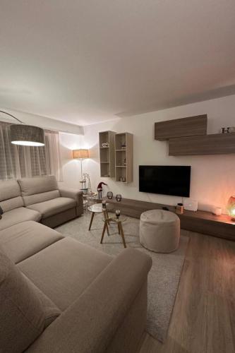 Apartment Chesa Sur Val by Interhome