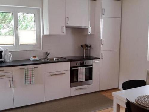 Apartment 2-5 Bettwohnung by Interhome