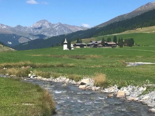 Apartment Urlaubstage in Davos by Interhome