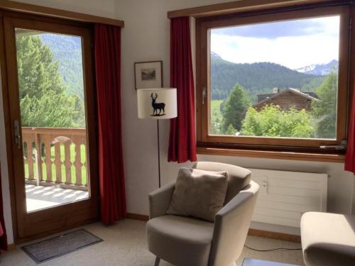 Apartment Chesa Auricula 4 Aden - ÖV inclusive by Interhome