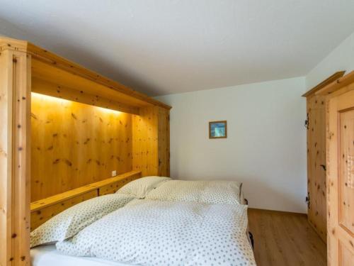 Apartment Chesa la Furia WHG 24 by Interhome