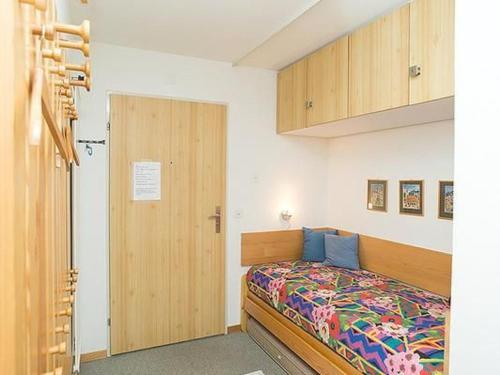 Apartment Arnica 5 by Interhome