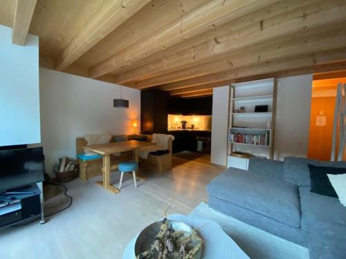 Apartment Chesa Romana by Interhome