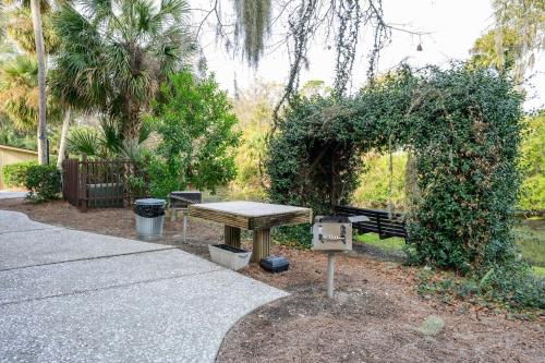 Sands Village A3D - Coligny Square Location photo 26