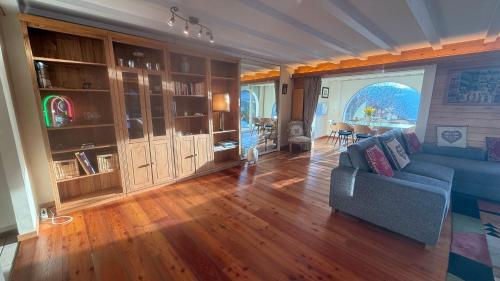 CHALET du GOLF CRANS MONTANA