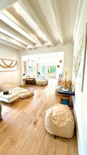 Maison 2 chambres avec jacuzzi et piscine