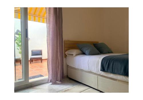 Studio con gran terraza y garaje en Málaga centro