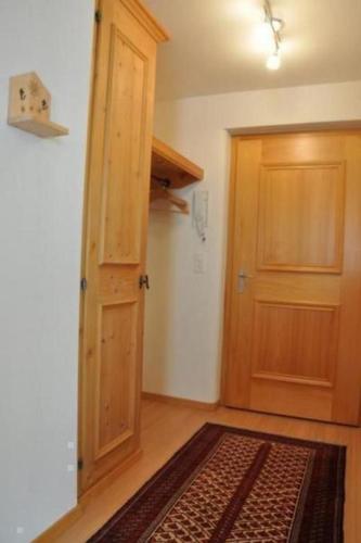Apartment Chesa Sunasain V7 by Interhome