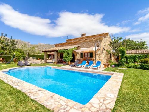 Holiday Home Schönes Landhaus in der Nähe von Pollensa by Interhome