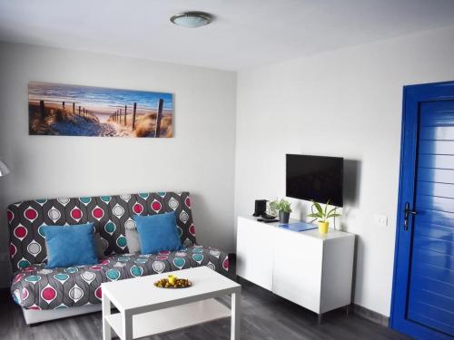 Apartment AGUAZUL 216 by Interhome