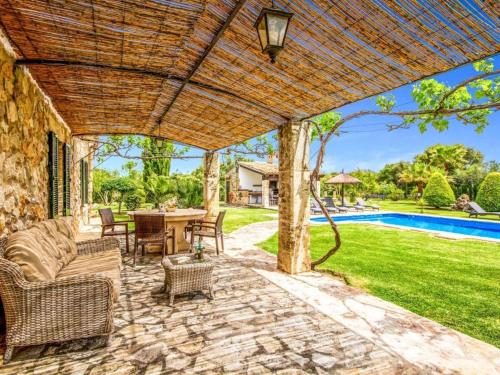 Holiday Home Ferienvilla Roig by Interhome
