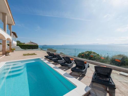 Holiday Home Verträumte Villa mit privatem Pool und Liegewiese by Interhome