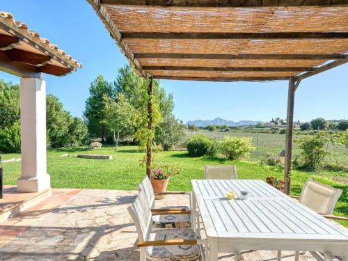 Holiday Home Finca mit Garten- Grill und Terrasse by Interhome