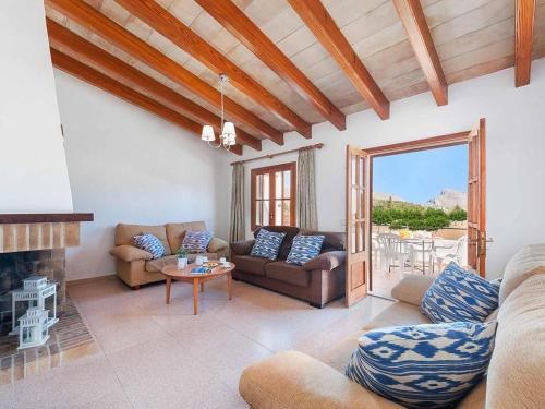 Holiday Home Villa mit 6 Schlafzimmern in Gehweite zu Port Pollensa by Interhome