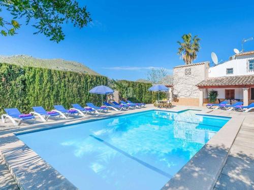 Holiday Home Villa mit 6 Schlafzimmern in Gehweite zu Port Pollensa by Interhome