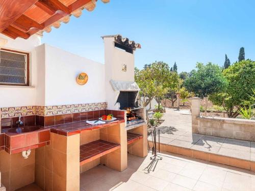 Holiday Home Villa mit 6 Schlafzimmern in Gehweite zu Port Pollensa by Interhome
