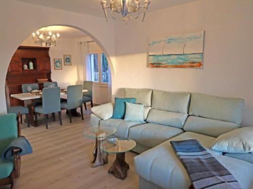 Holiday Home Casa Geminis 1 mit Garten und Meerblick by Interhome