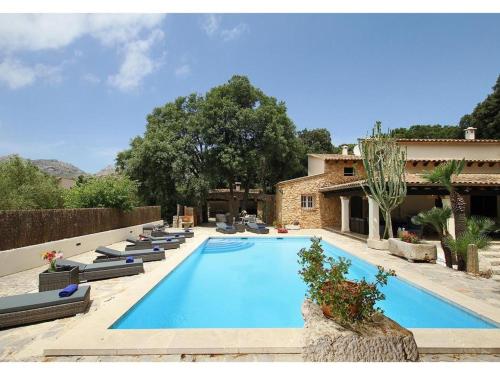 Holiday Home Spektakuläre neu renovierte Villa in Pollensa by Interhome