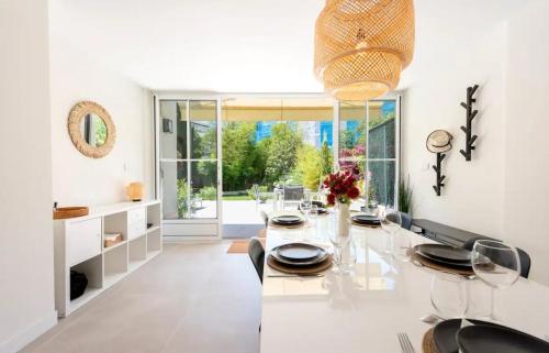 Elegant 3-BR Cannes Garden Condo - 5 Min Walk to Beach - behind Martinez