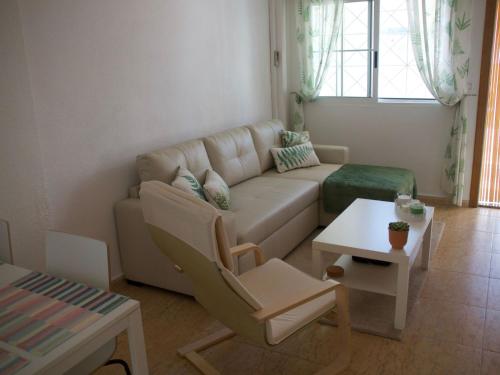 Apartment Hübsche Erdgeschosswohnung mit großem Garten by Interhome