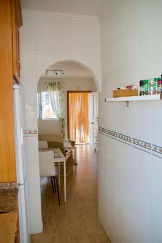 Apartment Hübsche Erdgeschosswohnung mit großem Garten by Interhome