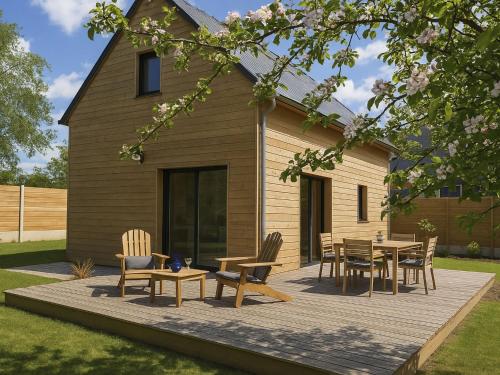 Holiday Home Charmantes Holzhaus in einer grünen Umgebung by Interhome