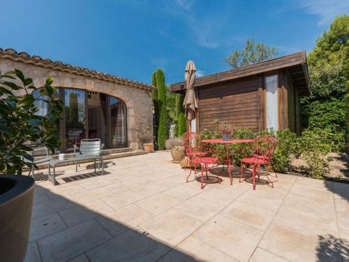 Holiday Home Das Atelier im Mas Naste by Interhome