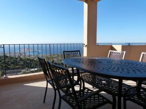 Holiday Home Casa Alimea mit Spa und herrlichem Meerblick by Interhome